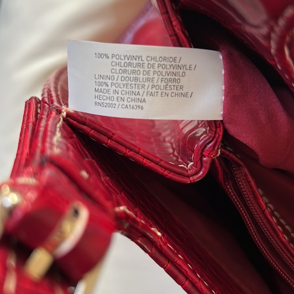 Liz Claiborne Red Faux Alligator Shoulder Bag • LIKE NEW - Picture 12 of 13